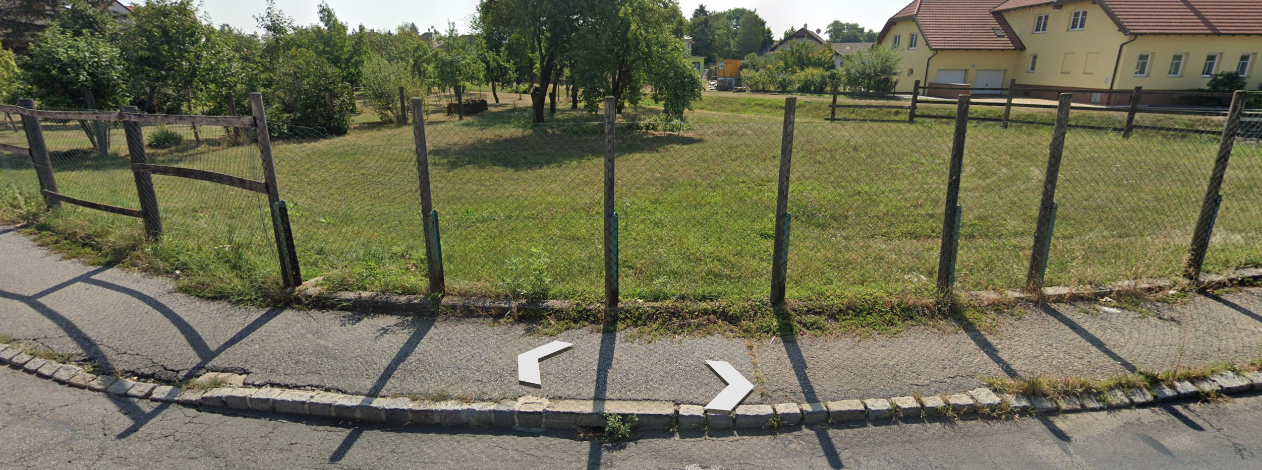 🏗️ Freies Grundstück / Lager-  Abstellfläche an stark befahrener Hauptstraße – 2020 Aspersdorf